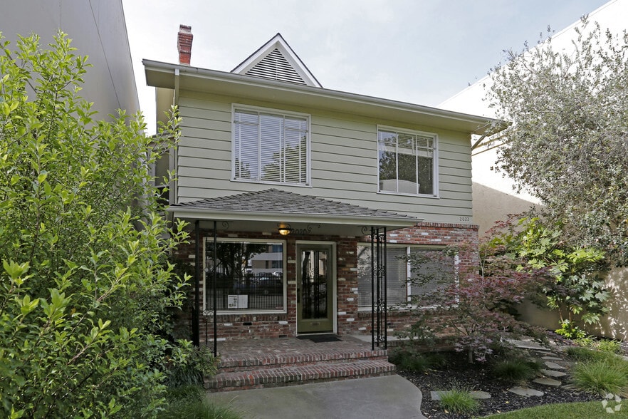 2020-2022 Capitol Ave, Sacramento, CA for lease - Primary Photo - Image 1 of 12