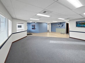 26234-26238 Pacific Hwy S, Kent, WA for sale Interior Photo- Image 2 of 4