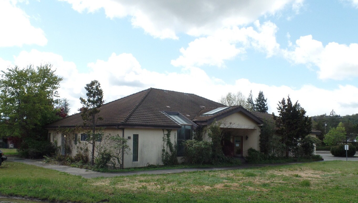 181 NW Bunnell Ave, Grants Pass, OR for sale Building Photo- Image 1 of 1