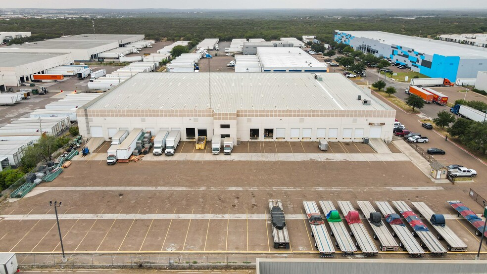 14610 Archer Dr, Laredo, TX for lease - Building Photo - Image 3 of 8