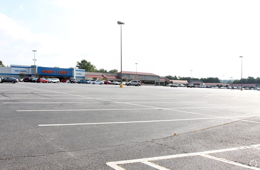 4125 Buford Dr, Buford, GA for lease - Primary Photo - Image 1 of 18