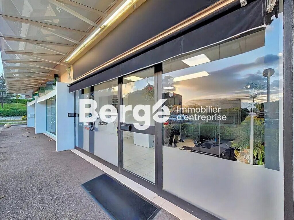Location Commerce 54 m² - Photo 1