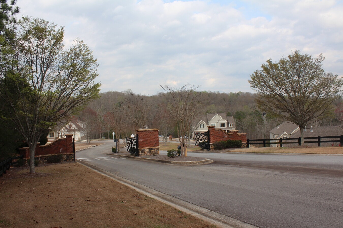 3554 Dockside Shores Dr, Gainesville, GA 30506