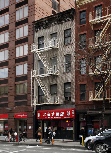 858 Eighth Ave, New York, NY for lease - Primary Photo - Image 1 of 21