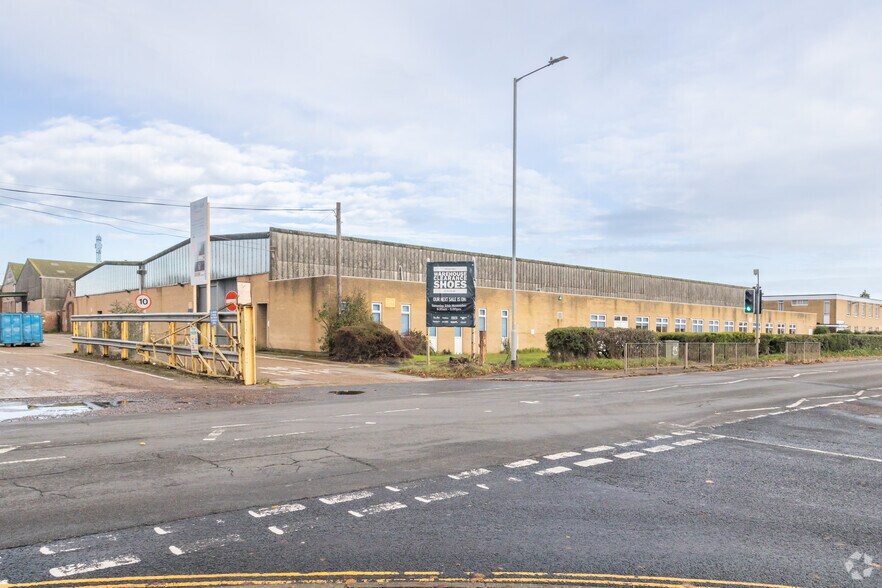 Salhouse Rd, Norwich for sale - Primary Photo - Image 1 of 1