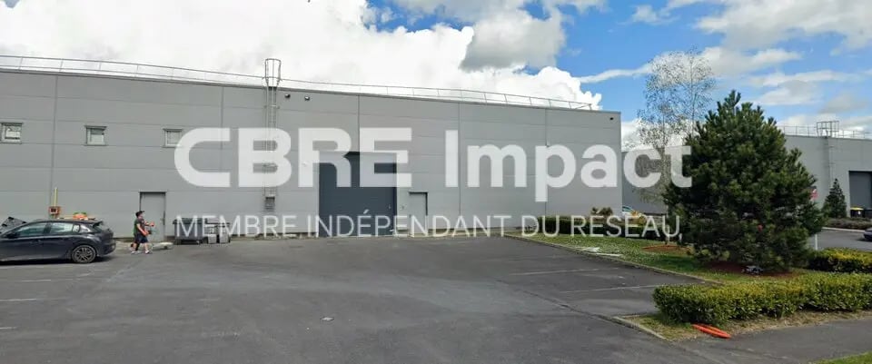 Retail in Bétheny for lease - Building Photo - Image 1 of 1