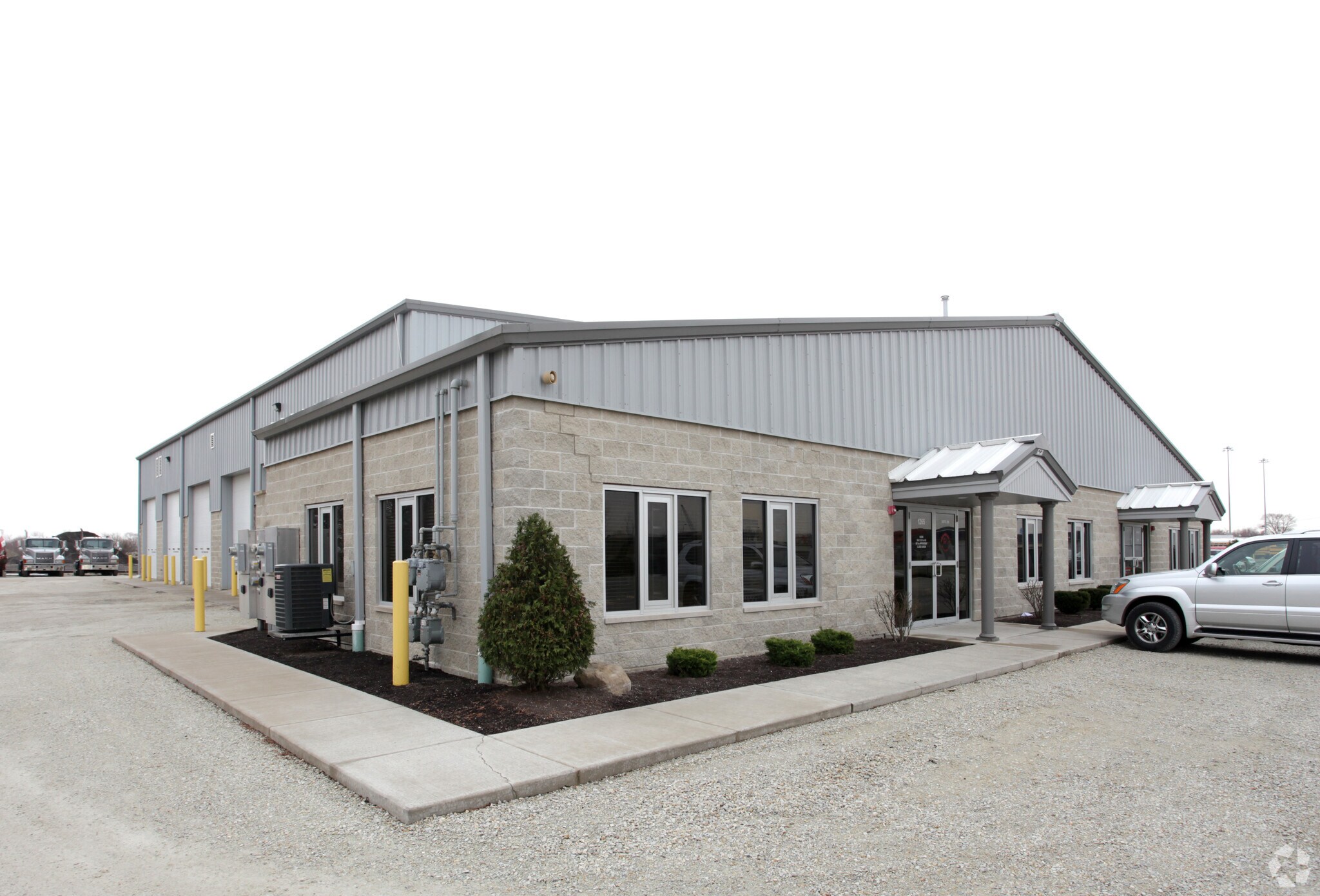 1265 S Hamilton Ave, University Park, IL for sale Primary Photo- Image 1 of 1