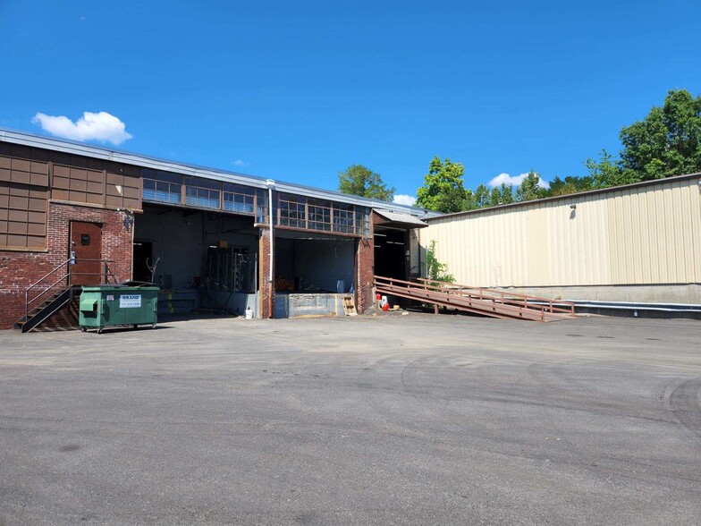 1071 Springfield Rd, Union Township, NJ for lease - Building Photo - Image 3 of 4
