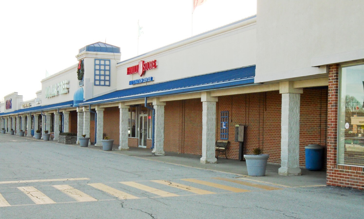 901 W Morton Ave, Jacksonville, IL 62650 Lincoln Square