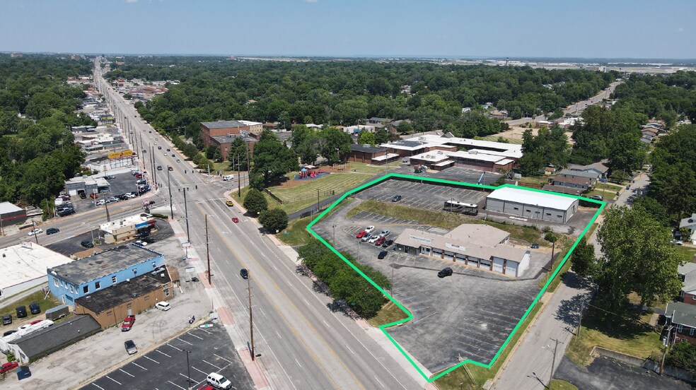 9197 Saint Charles Rock Rd, Saint Louis, MO 63114