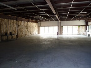 8525 Jackrabbit Rd, Houston, TX for lease Interior Photo- Image 2 of 4