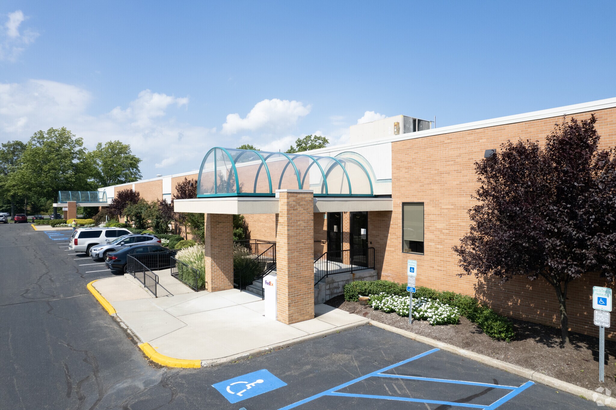 2 Crescent Pl, Oceanport, NJ 07757 Monmouth Park Corporate Center II