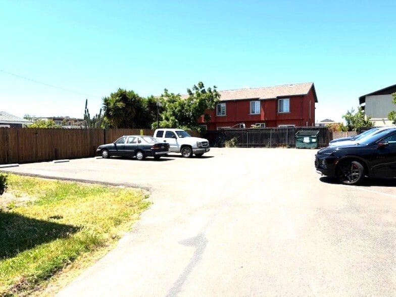 188 Laurel Ave, Hayward, CA for sale - Building Photo - Image 3 of 8