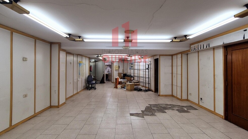 Retail in Ourense, Orense for sale - Building Photo - Image 3 of 3