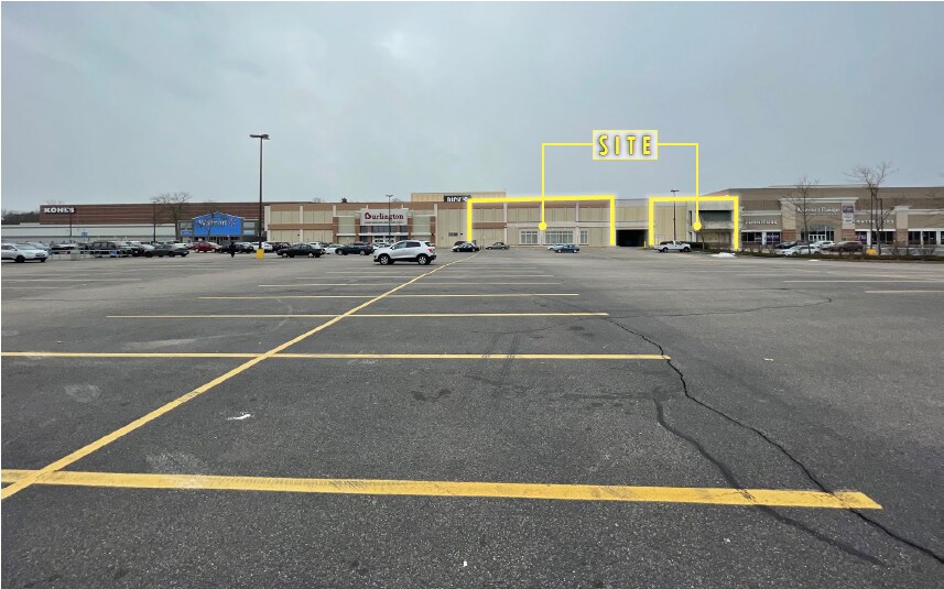 650 Bald Hill Rd, Warwick, RI 02886 Midland Commons