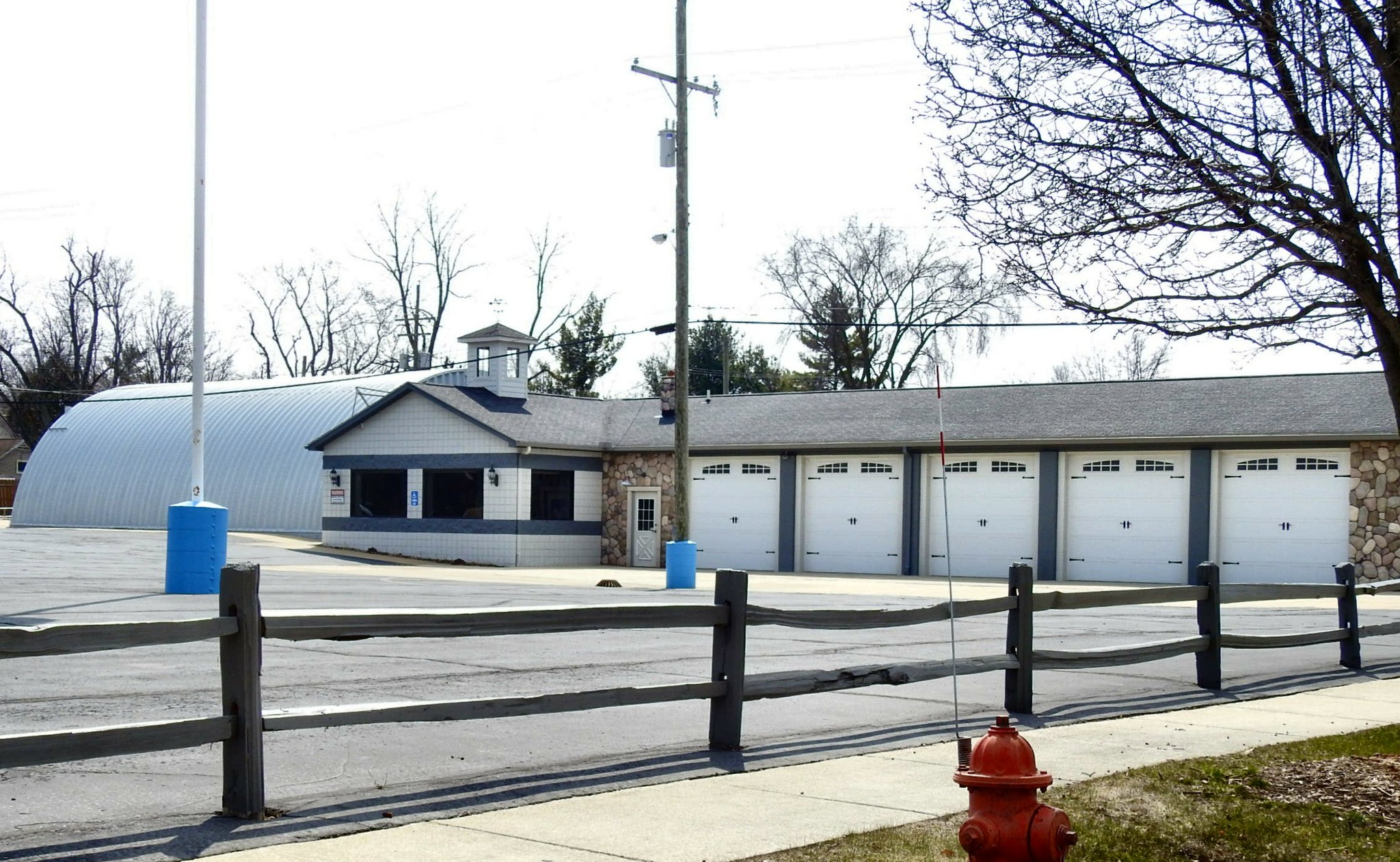 405 W Grand Riv, Fowlerville, MI for sale Primary Photo- Image 1 of 1