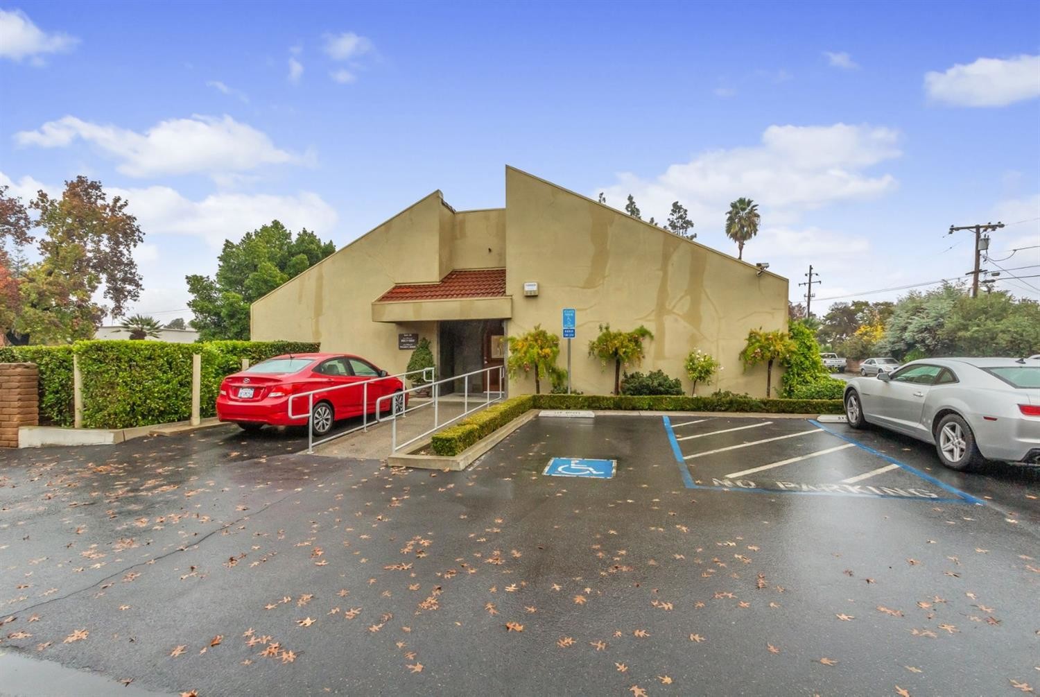 225 W Shaw Ave, Fresno, CA 93704 - Office for Lease | LoopNet