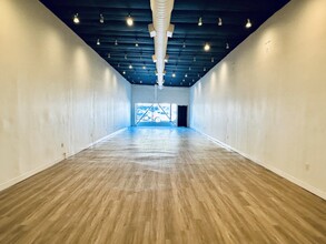 14514-14516 Ventura Blvd, Sherman Oaks, CA for lease Interior Photo- Image 2 of 8