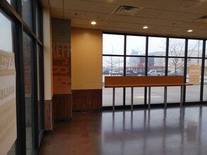 902 Meijer Dr, Champaign, IL for lease Interior Photo- Image 2 of 22