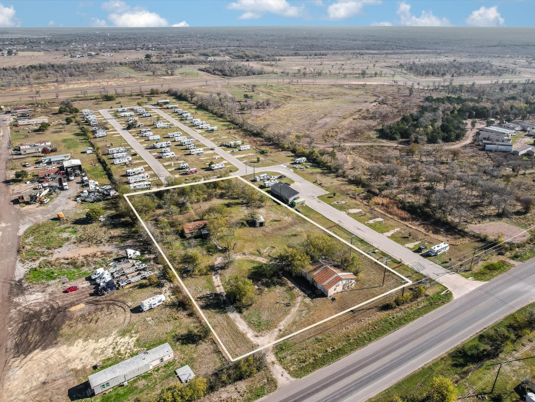 2764 FM 812 Rd, Del Valle, TX for lease Primary Photo- Image 1 of 11