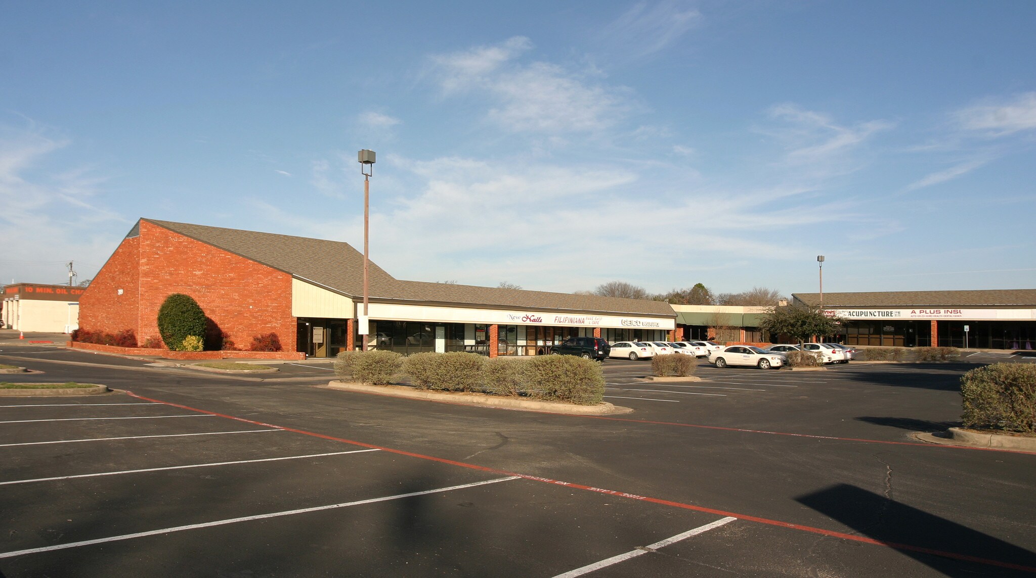 209 Bedford Rd, Bedford, TX for lease Building Photo- Image 1 of 20