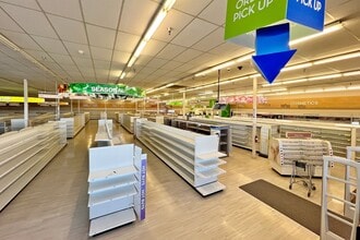 1260-1410 W 6th St, The Dalles, OR for lease Interior Photo- Image 2 of 8