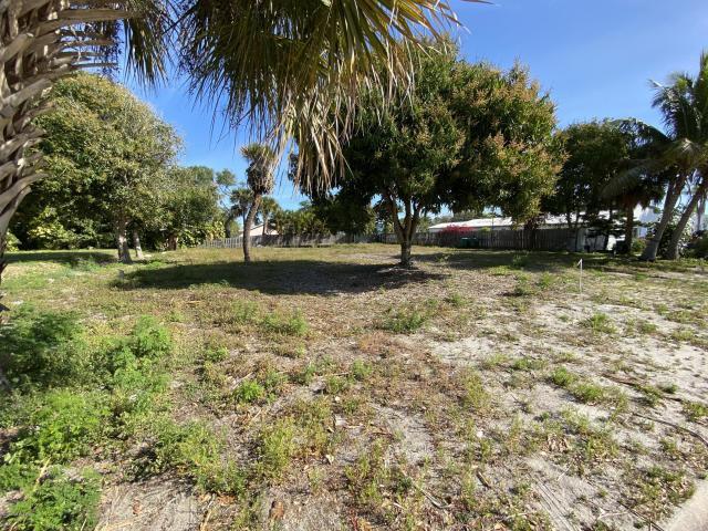 302 Pierce Ave, Cape Canaveral, FL 32920 | LoopNet