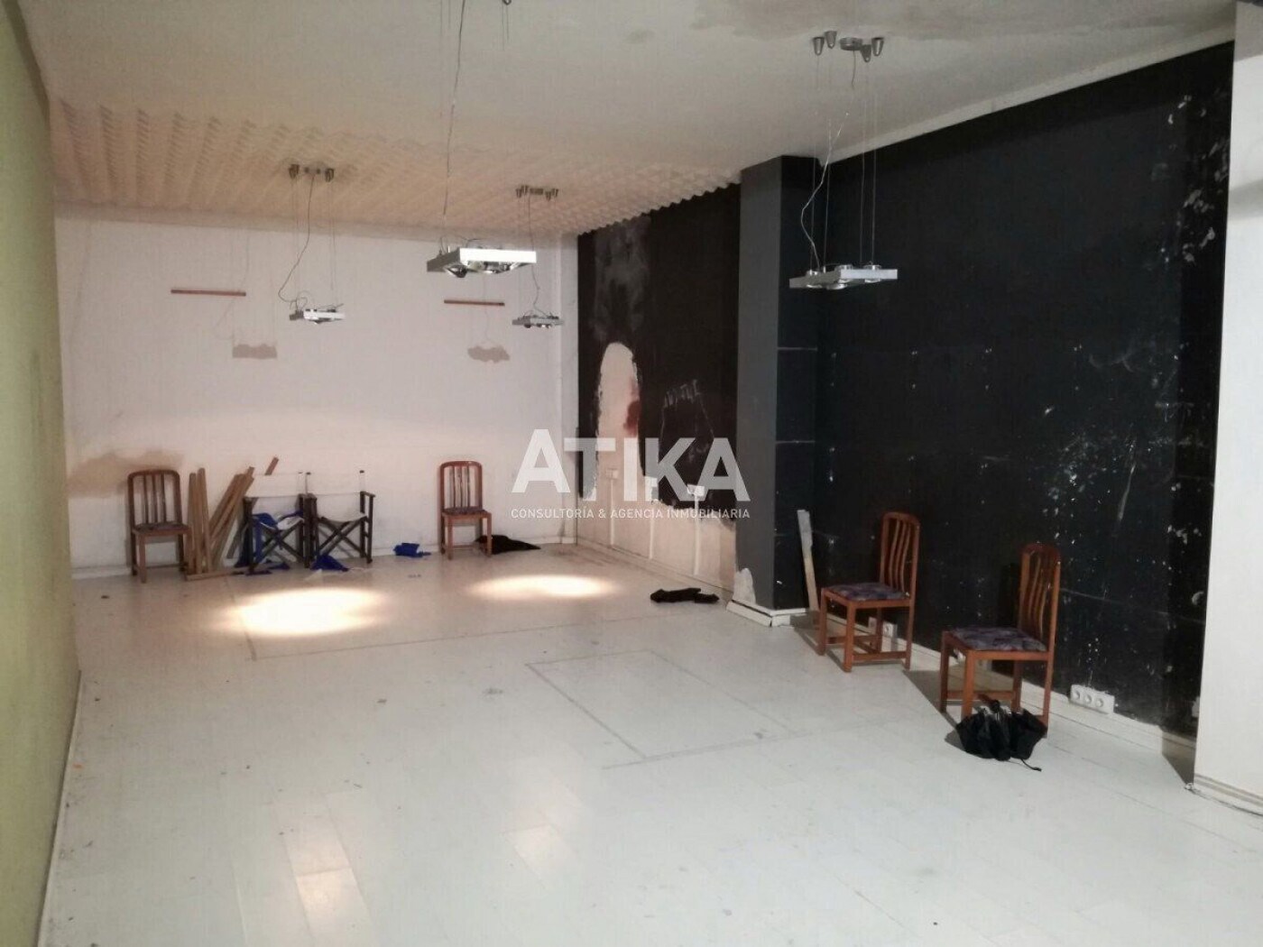 Retail in Ontinyent for sale Building Photo- Image 1 of 16