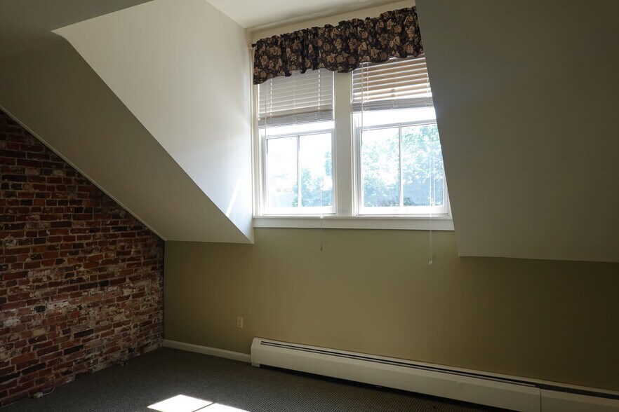 103 Exchange St, Portland, ME for lease - Interior Photo - Image 2 of 5