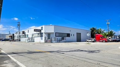 1080-1090 E 14th St, Hialeah, FL for lease Building Photo- Image 1 of 4