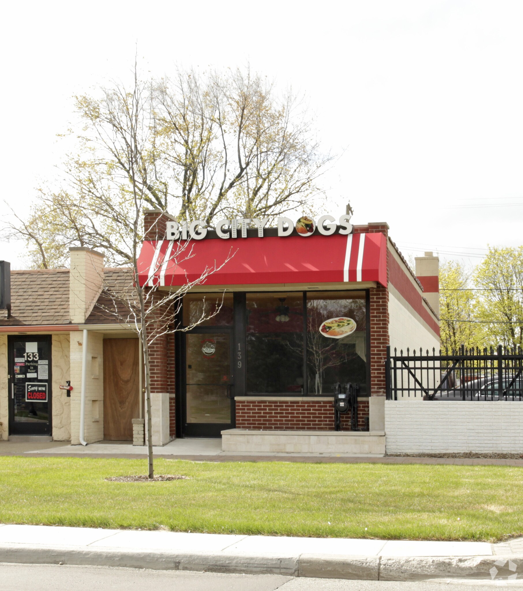 139 W 14 Mile Rd, Clawson, MI for sale Primary Photo- Image 1 of 1