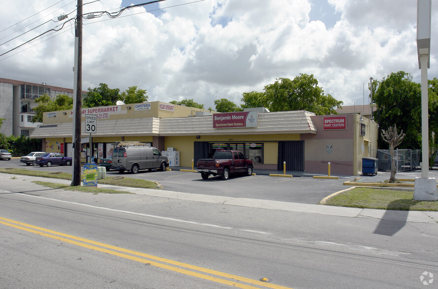 5405-5425 W 20th Ave, Hialeah, FL for lease - Building Photo - Image 3 of 4