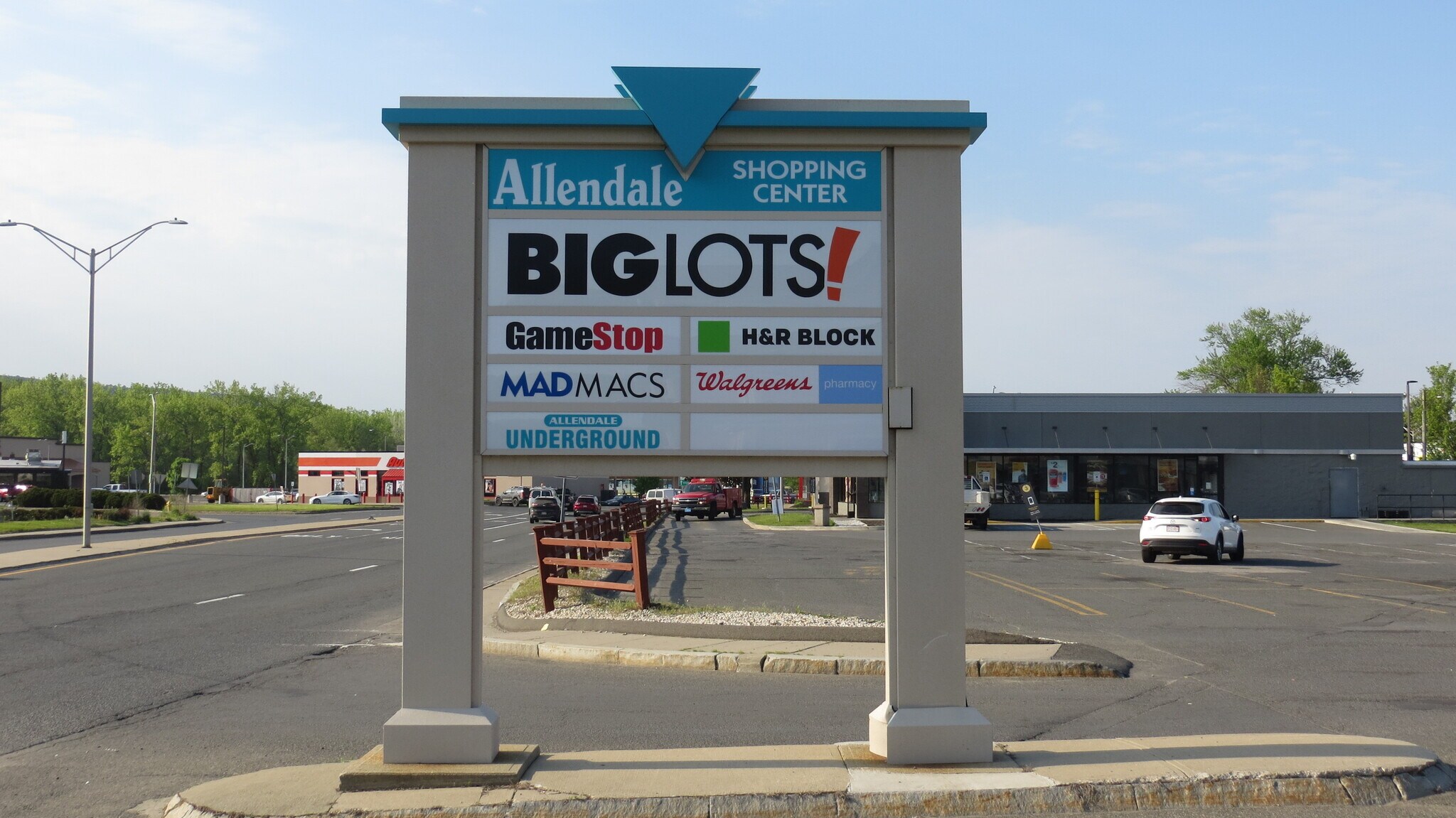 3761 Cheshire Rd, Pittsfield, MA 01201 Allendale Shopping Center