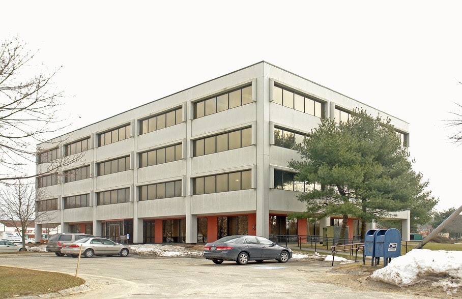 402 Amherst St, Nashua, NH for lease - Building Photo - Image 3 of 3