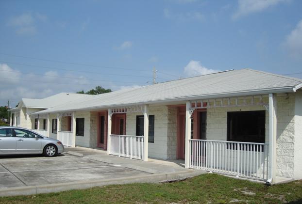 1707 SE Canova St, Palm Bay, FL for lease - Building Photo - Image 2 of 5