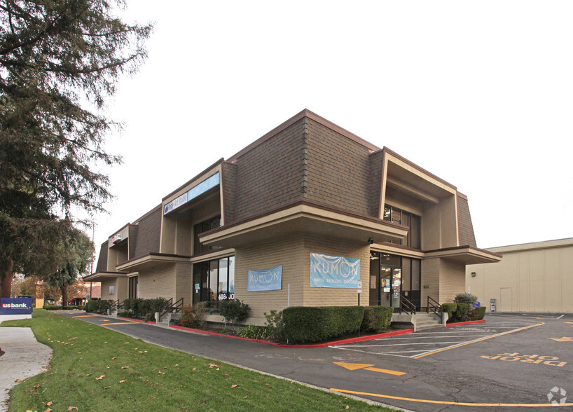 5670-5672 Almaden Expy, San Jose, CA for lease - Building Photo - Image 2 of 3