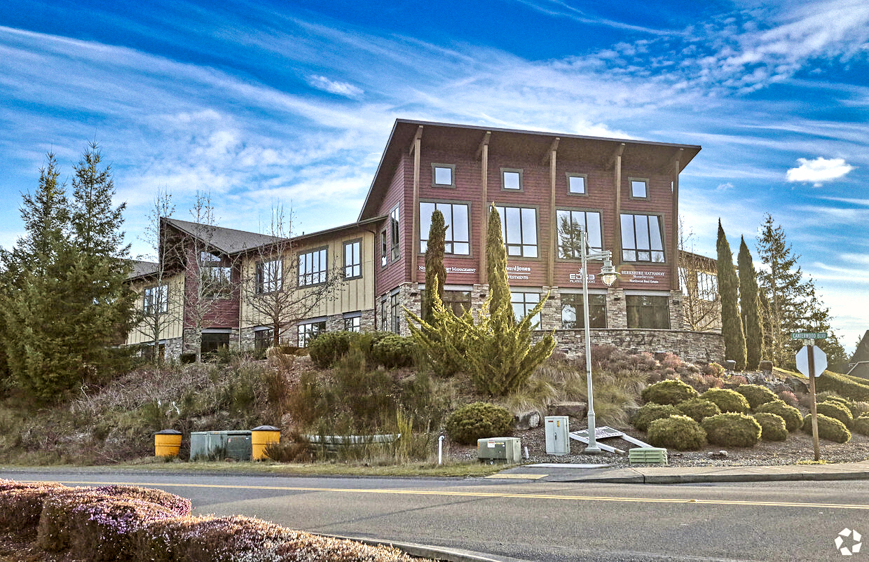 5727 Baker Way NW, Gig Harbor, WA for sale Primary Photo- Image 1 of 1