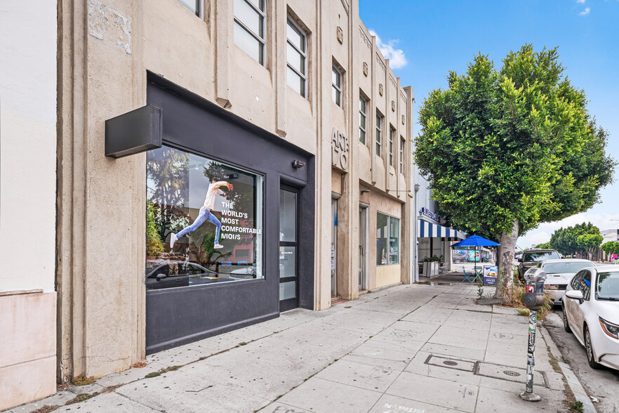 170 S La Brea Ave, Los Angeles, CA for lease - Building Photo - Image 3 of 11