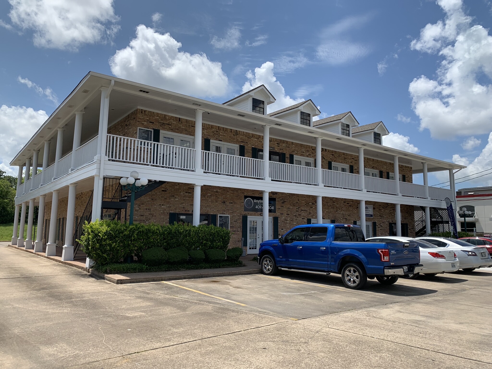 1310 I-10 S, Beaumont, TX for lease Building Photo- Image 1 of 6