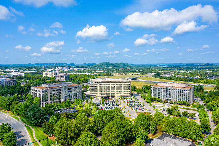 2550 Meridian Blvd, Franklin, TN for lease - Primary Photo - Image 1 of 23