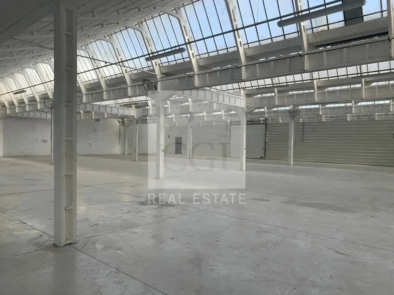 Office in Décines-Charpieu for lease - Interior Photo - Image 3 of 12