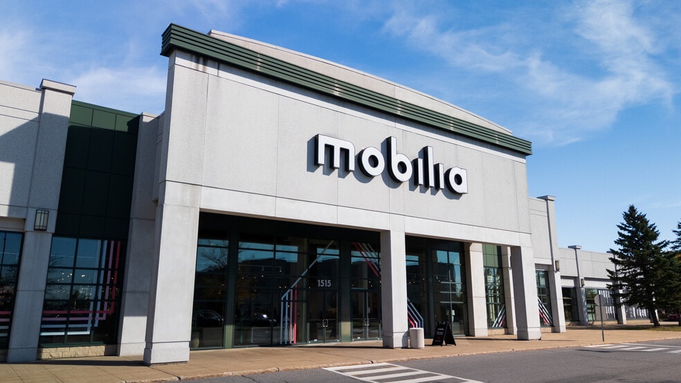 1501-1515 Boul Des Promenades, Saint-hubert, QC for lease - Building Photo - Image 2 of 6