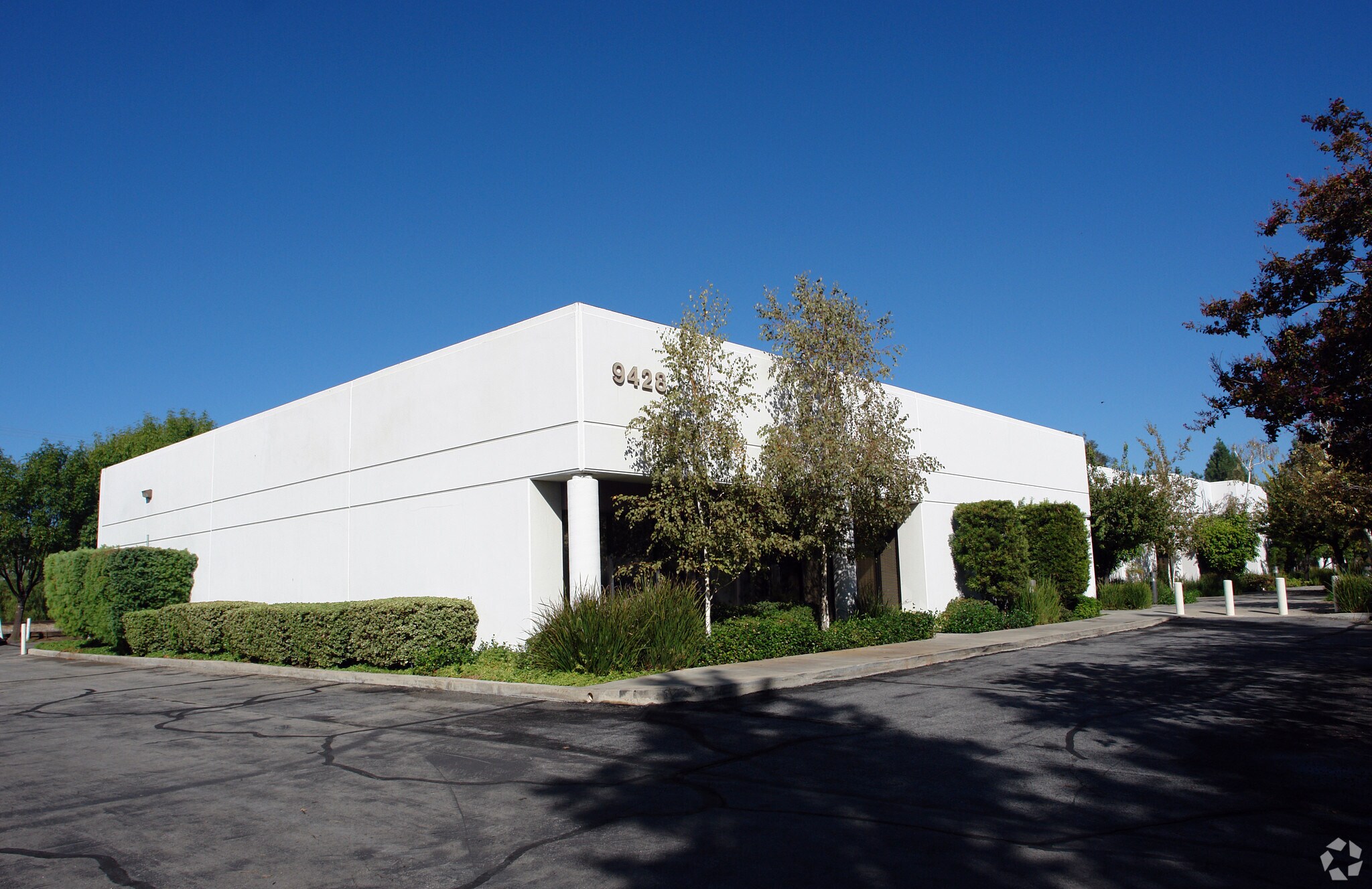 9428 Eton Ave, Chatsworth, CA for sale Primary Photo- Image 1 of 1