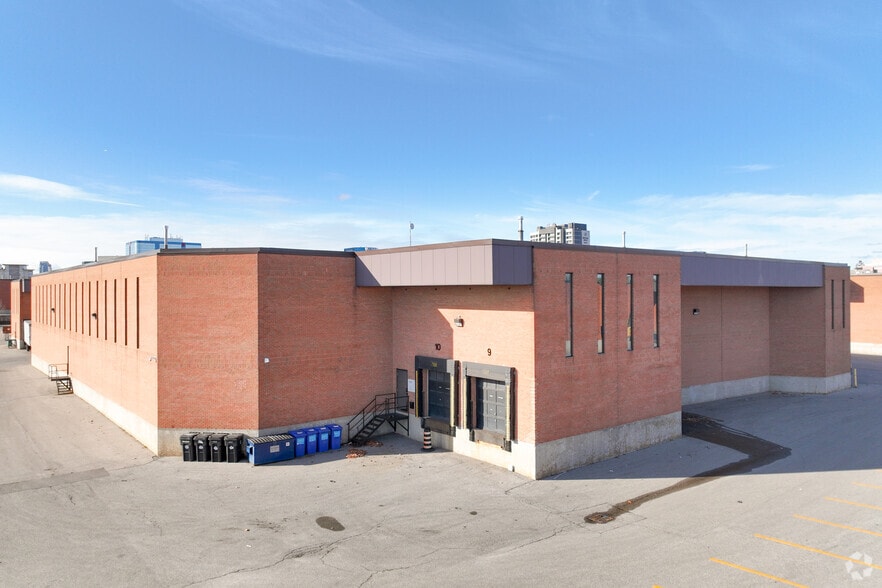 802 Cochrane Dr, Markham, ON for lease - Primary Photo - Image 1 of 3