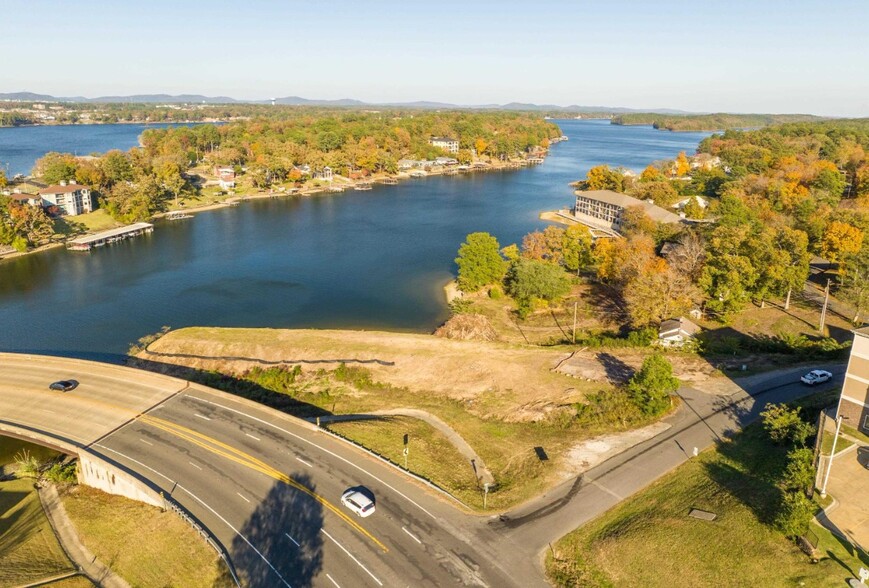 101 Lookout Pt, Lake Hamilton, AR for sale - Building Photo - Image 1 of 1