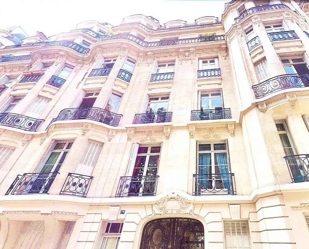 Office in Paris for lease Building Photo- Image 1 of 12