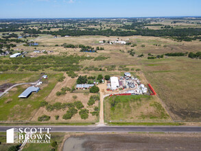 10935 Fm 1385, Pilot Point, TX for lease Building Photo- Image 2 of 12