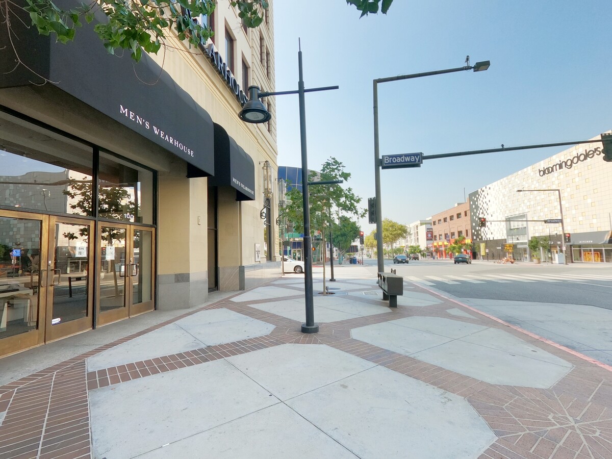 100 N Brand Blvd, Glendale, CA 91203 - Office and Retail Spaces | LoopNet