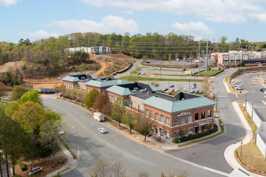 10210 Berkeley Place Dr, Charlotte, NC for lease - Building Photo - Image 1 of 4