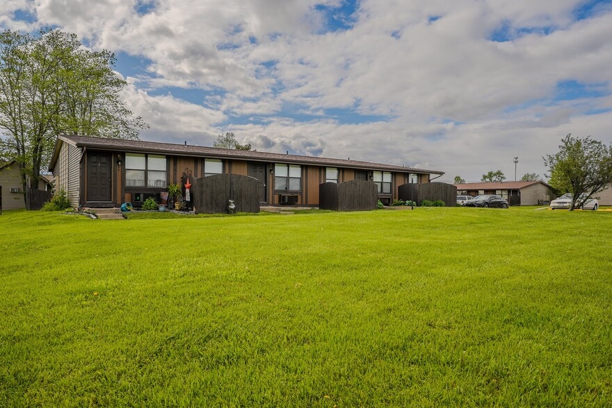 2750 Michigan Rd, Madison, IN for sale - Primary Photo - Image 1 of 1